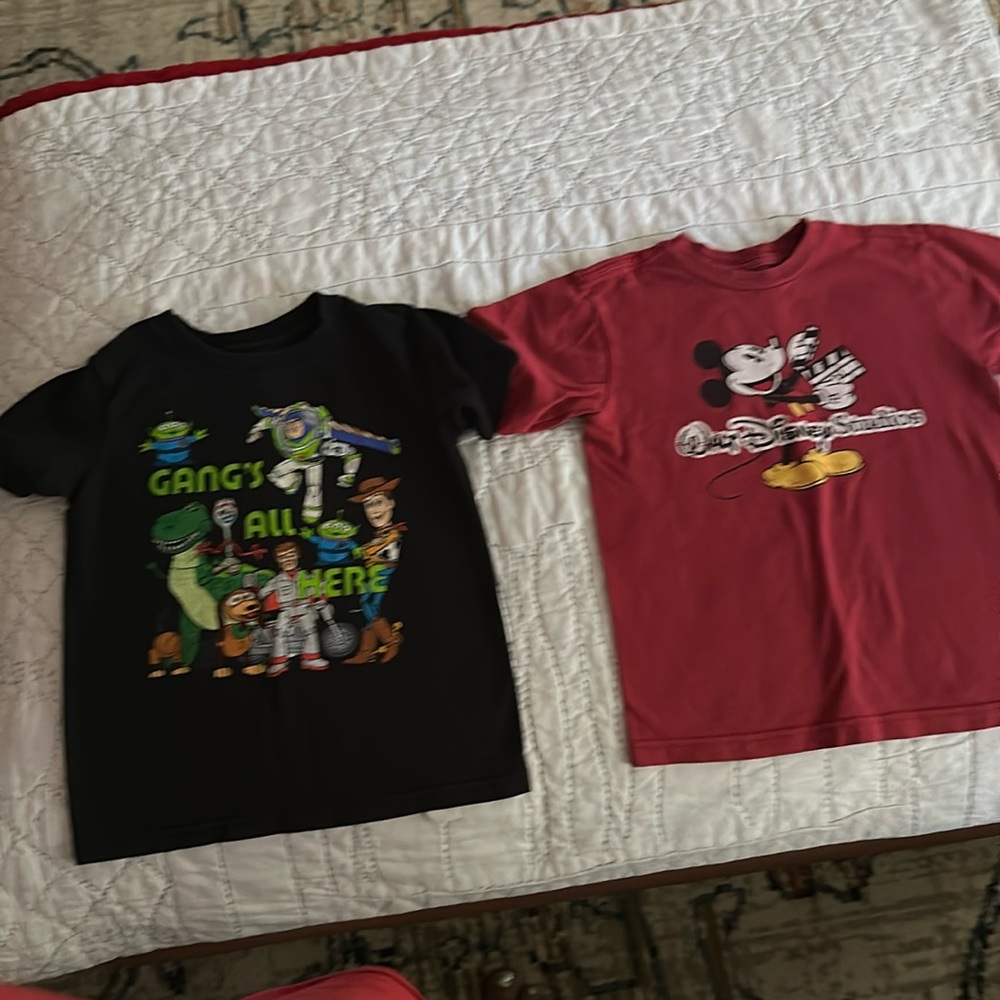 2 Disney boys tshirts size 4